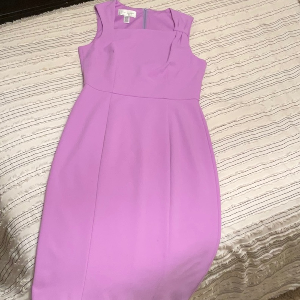 Lilac Donna Morgan Size 8 Knee length dress